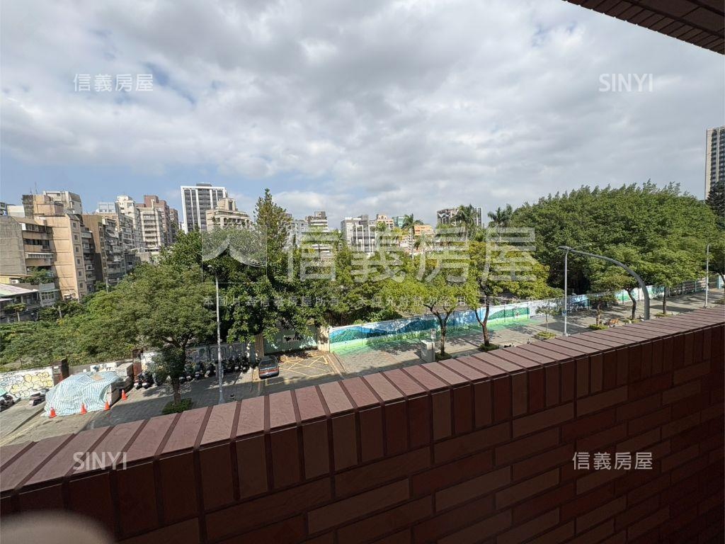 面建國酒廠渭水路電梯３房房屋室內格局與周邊環境