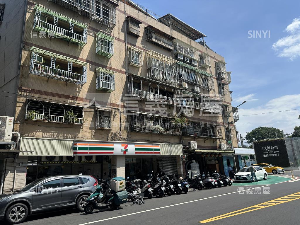 士林面寬７－１１店面房屋室內格局與周邊環境