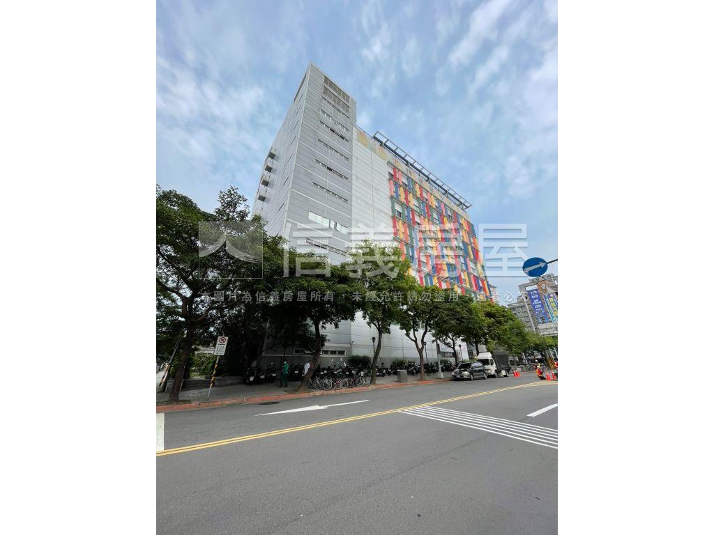 士林面寬７－１１店面房屋室內格局與周邊環境