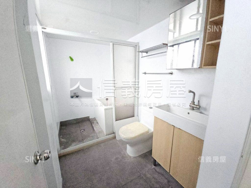 建國北方正魔術大空間美寓房屋室內格局與周邊環境