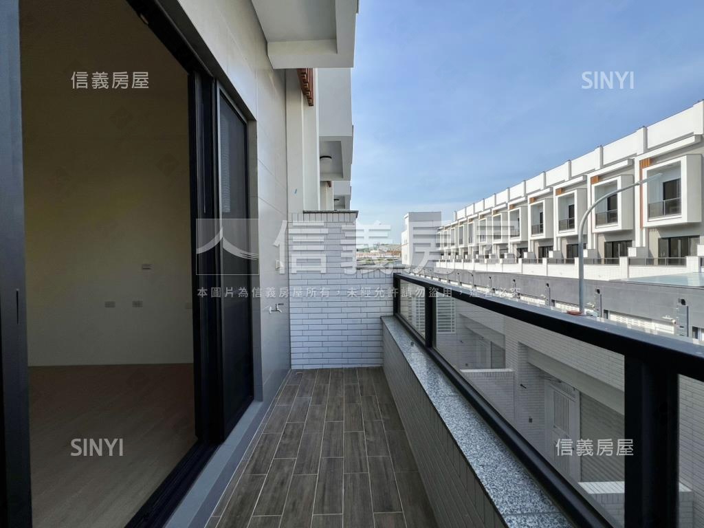 邊間採光宅｜雙車電梯豪墅房屋室內格局與周邊環境