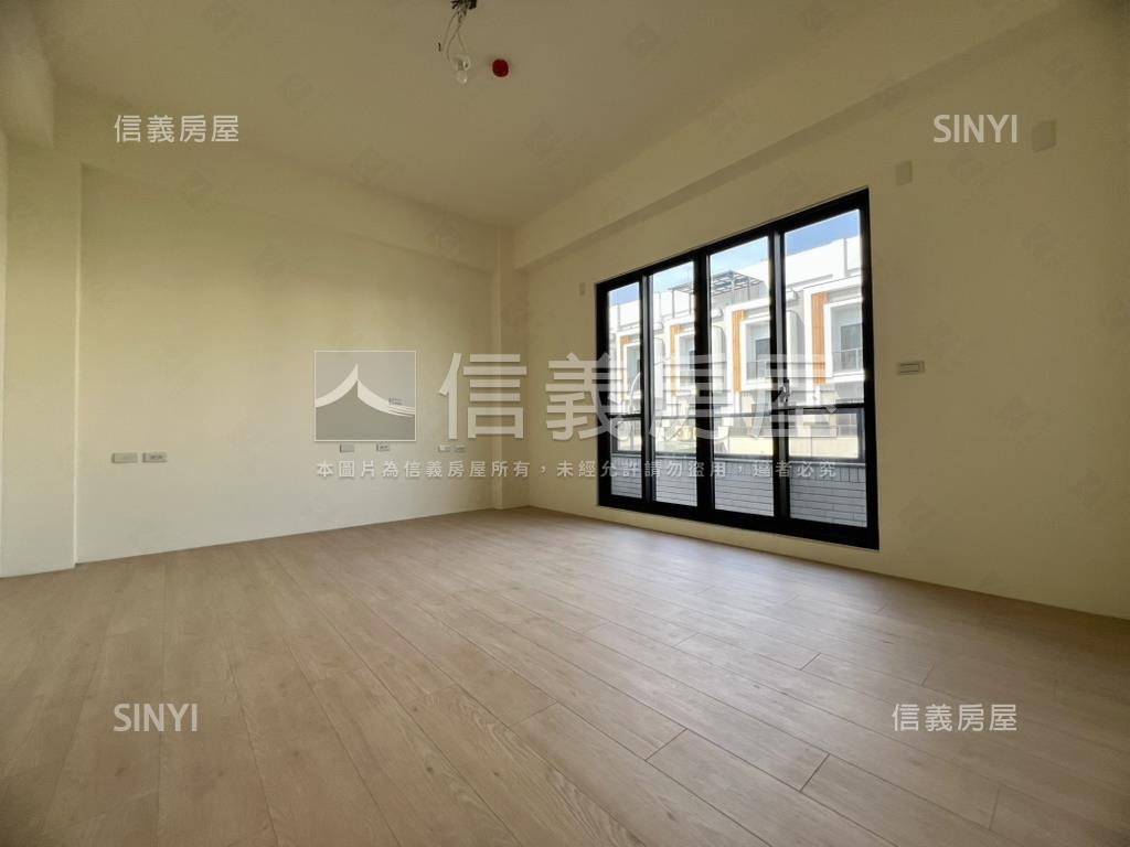 邊間採光宅｜雙車電梯豪墅房屋室內格局與周邊環境