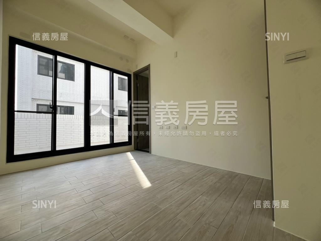 邊間採光宅｜雙車電梯豪墅房屋室內格局與周邊環境