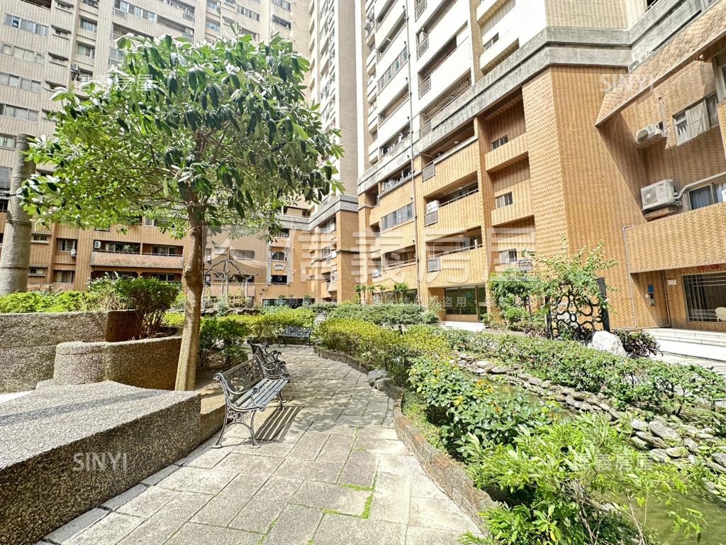 比漾仁愛高樓標格三房車位房屋室內格局與周邊環境