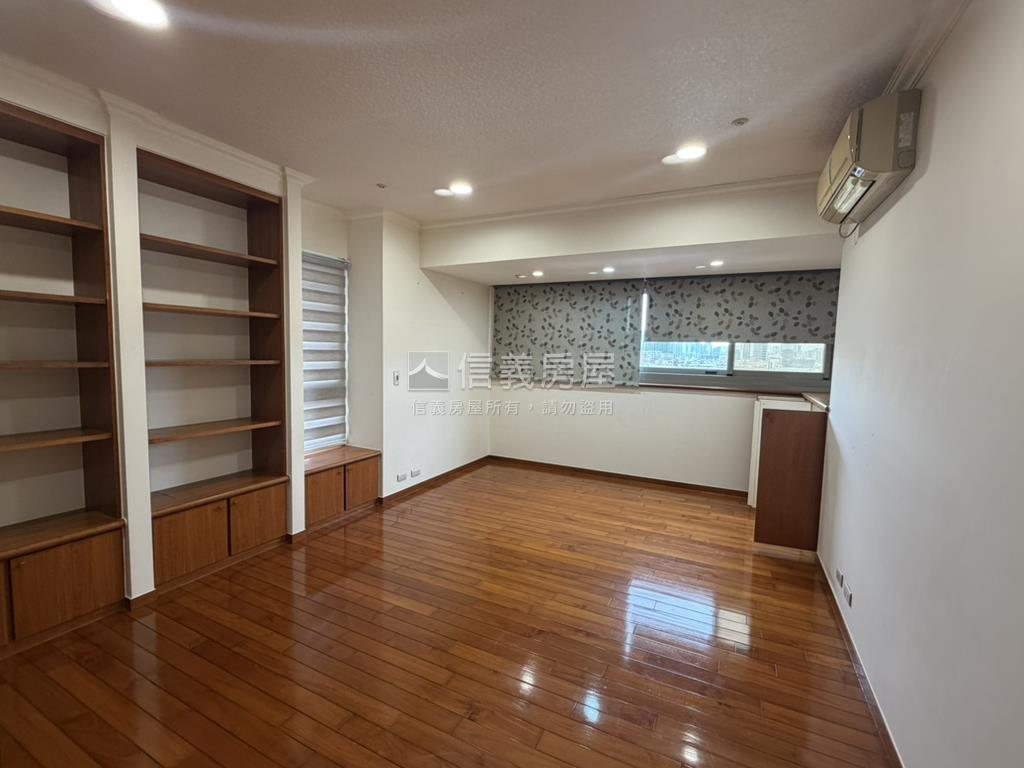近西區科博館三房平車房屋室內格局與周邊環境