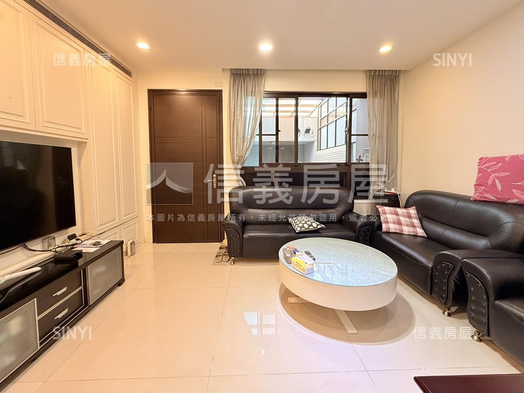 讚近新光學區美透天屋況佳房屋室內格局與周邊環境