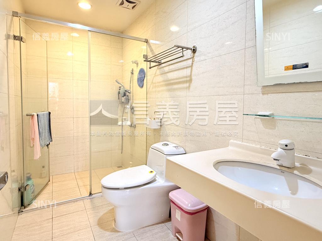 讚近新光學區美透天屋況佳房屋室內格局與周邊環境