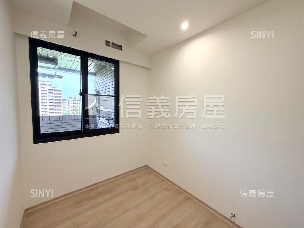 勝華Ｖ８新穎未入住高樓房屋室內格局與周邊環境