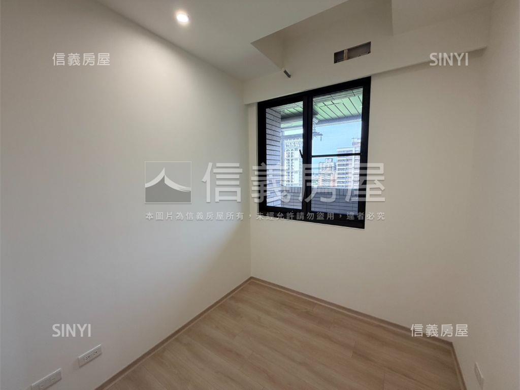 勝華Ｖ８新穎未入住高樓房屋室內格局與周邊環境