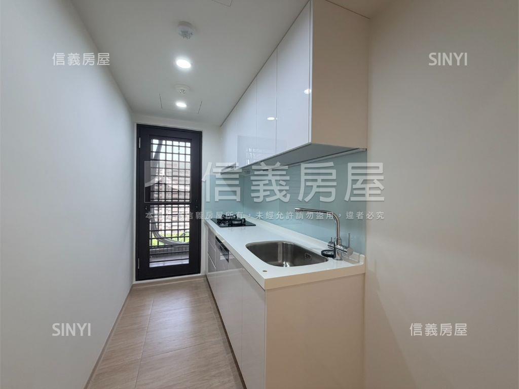 勝華Ｖ８新穎未入住高樓房屋室內格局與周邊環境