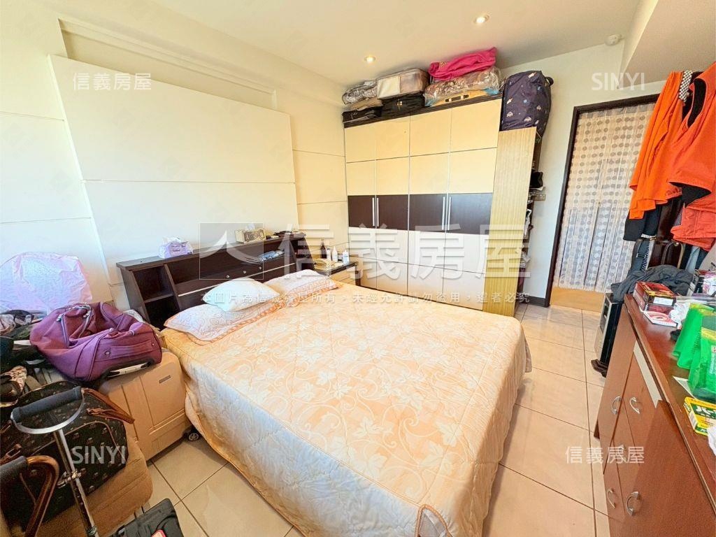 ★專任面北市三房平面車位房屋室內格局與周邊環境