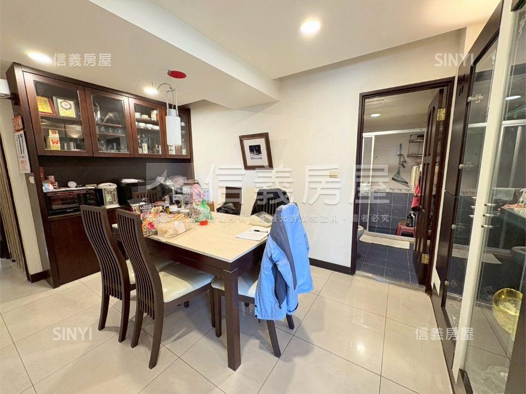 ★專任面北市三房平面車位房屋室內格局與周邊環境