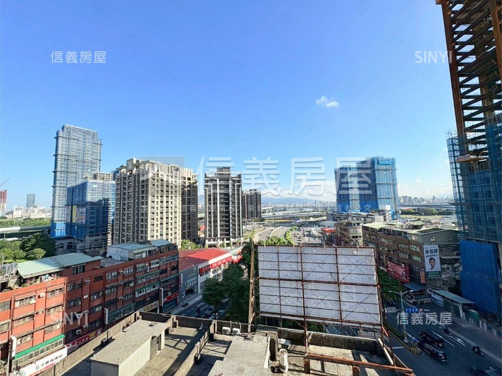 ★專任面北市三房平面車位房屋室內格局與周邊環境