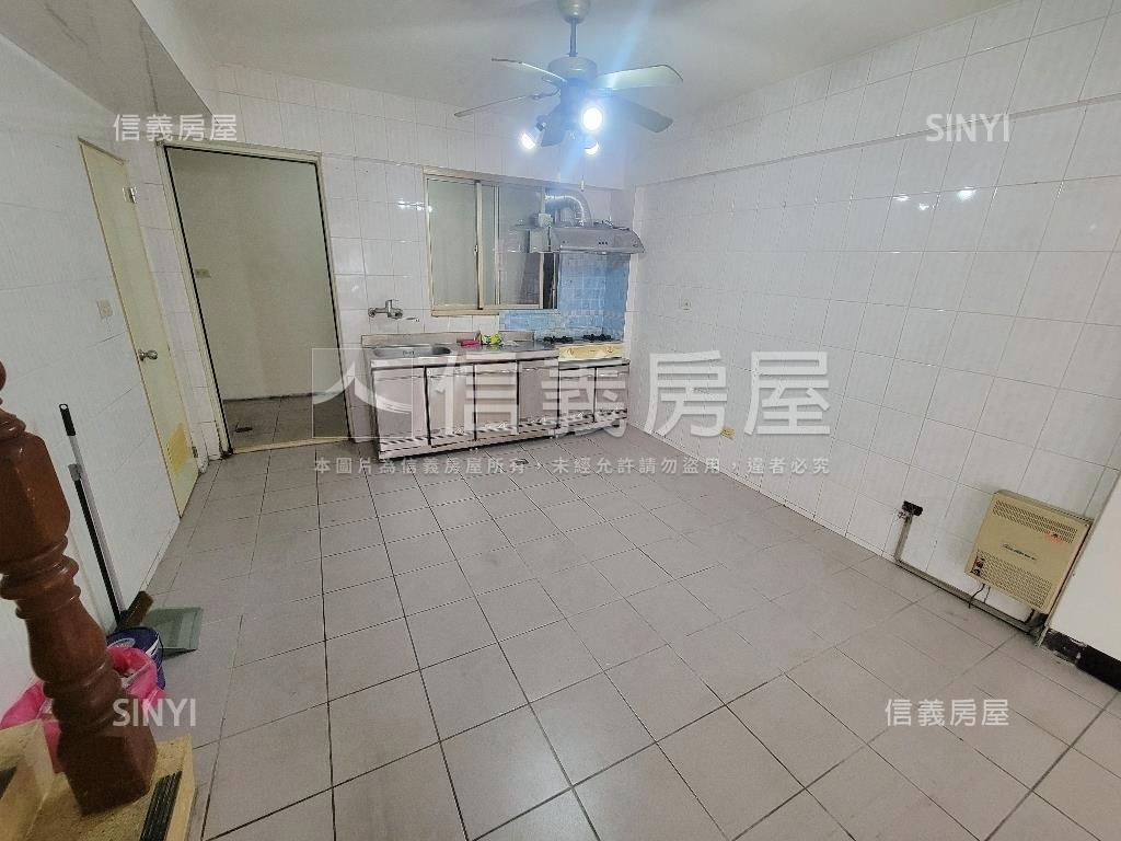 ✦勤益商圈✦舒適美透天房屋室內格局與周邊環境