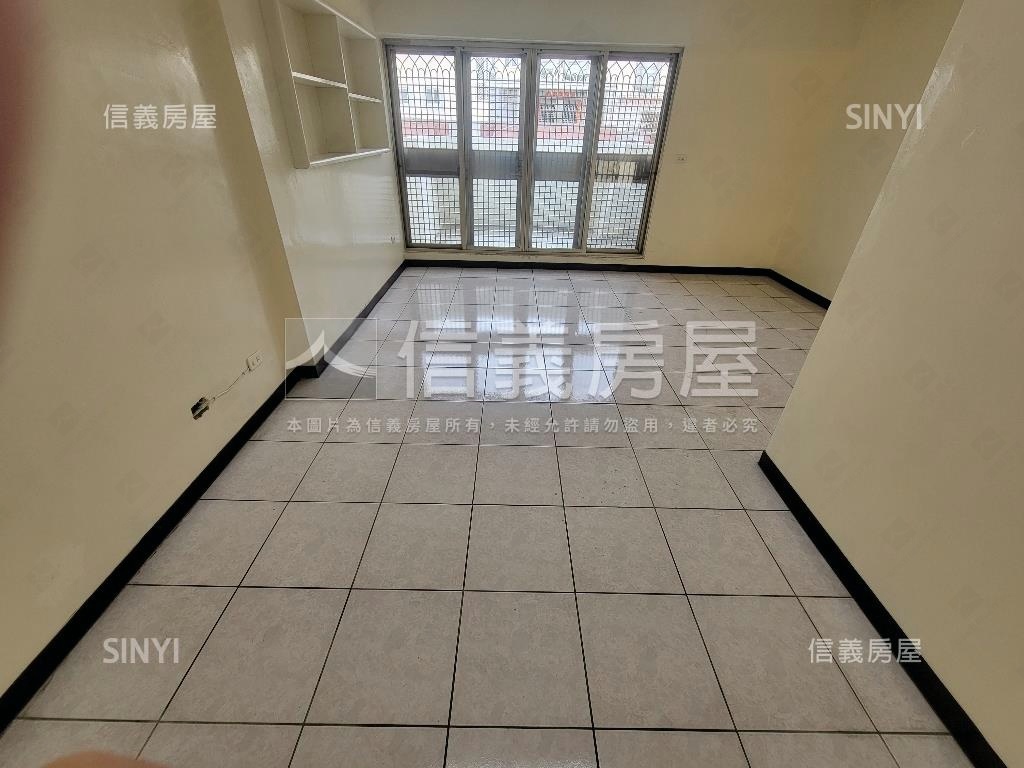 ✦勤益商圈✦舒適美透天房屋室內格局與周邊環境