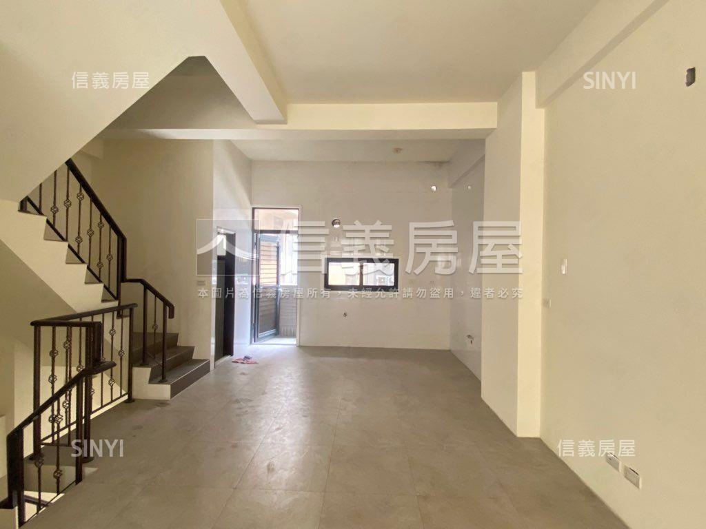 自強臨屈臣氏店住房屋室內格局與周邊環境