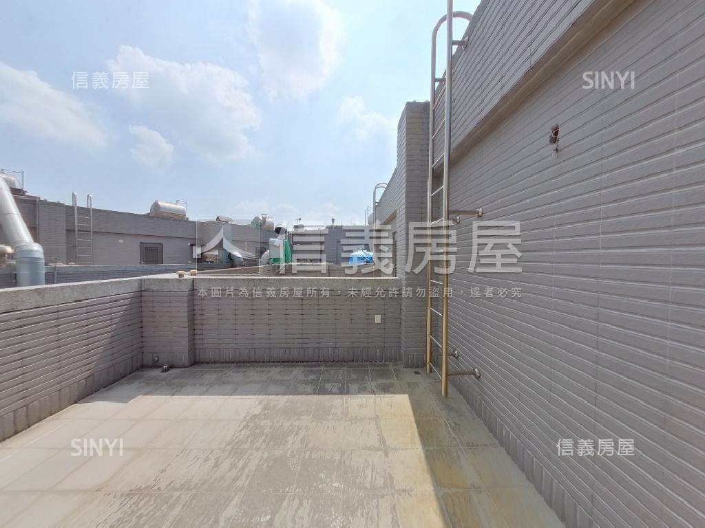 自強臨屈臣氏店住房屋室內格局與周邊環境