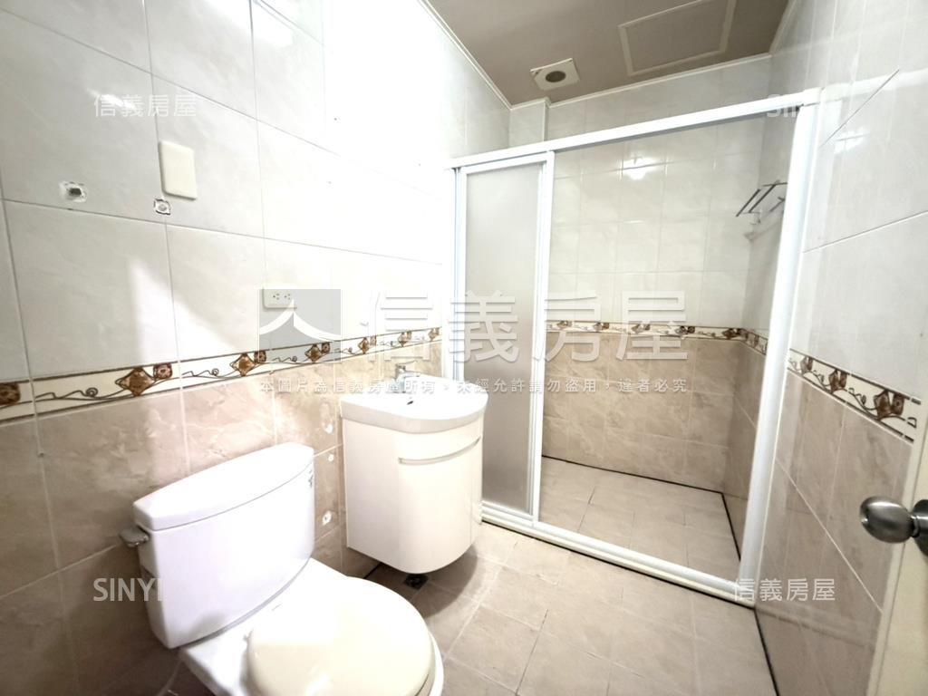 立新國小旁震後美透店房屋室內格局與周邊環境