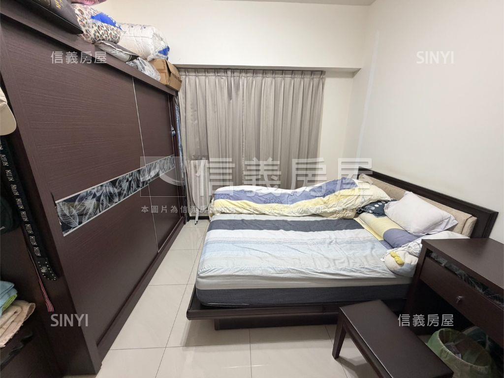 近台北橋捷運電梯３房車房屋室內格局與周邊環境