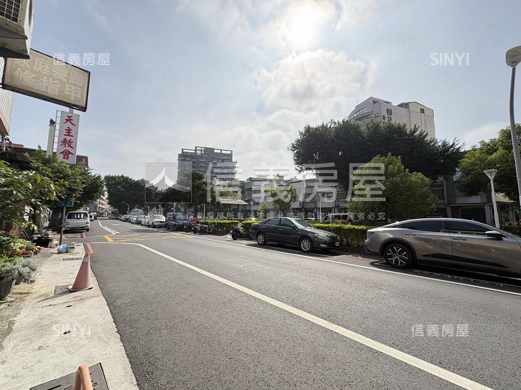 河北路面公園輕鬆成家透天房屋室內格局與周邊環境