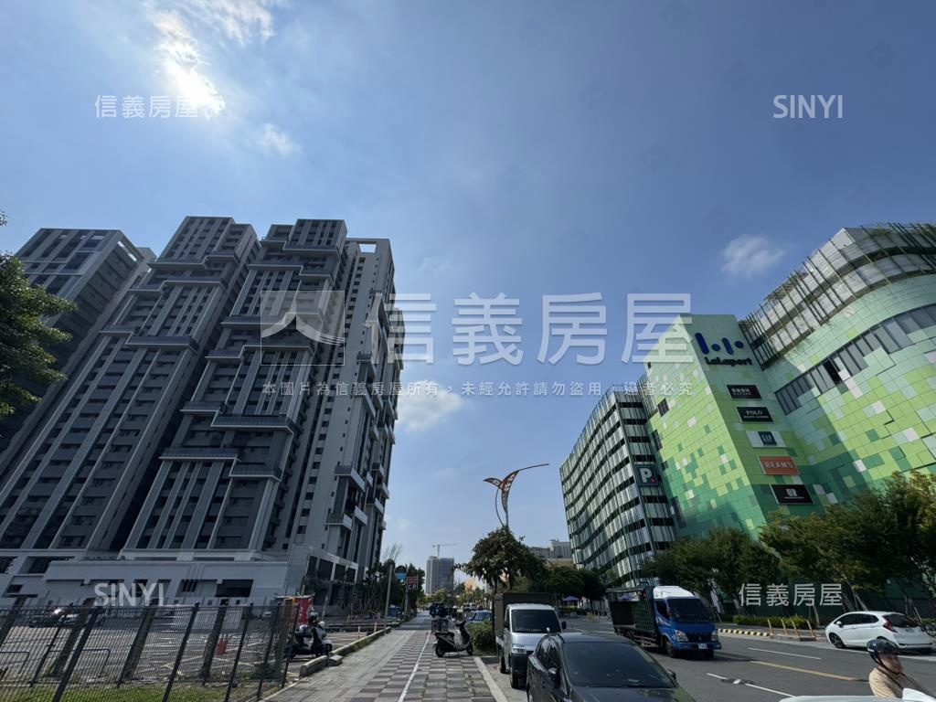 全新湖濱城高樓２房平車房屋室內格局與周邊環境