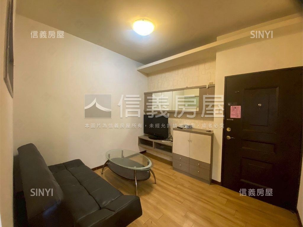 藝文特區亞曼尼套房車位房屋室內格局與周邊環境