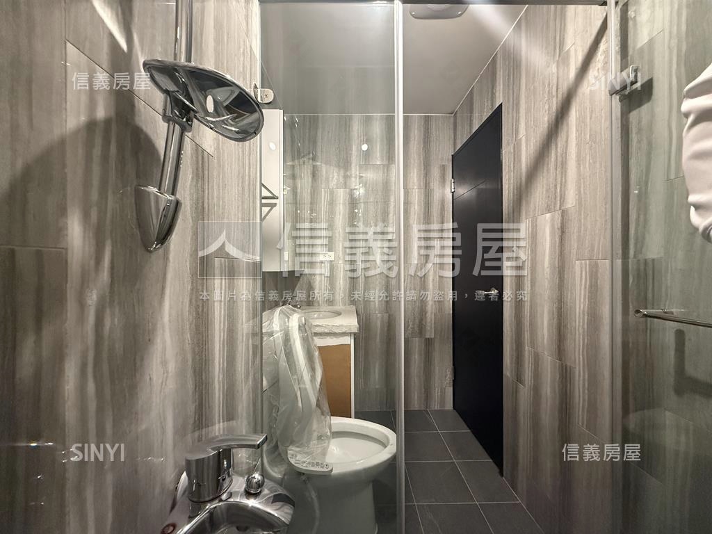 世界花園小資三房房屋室內格局與周邊環境