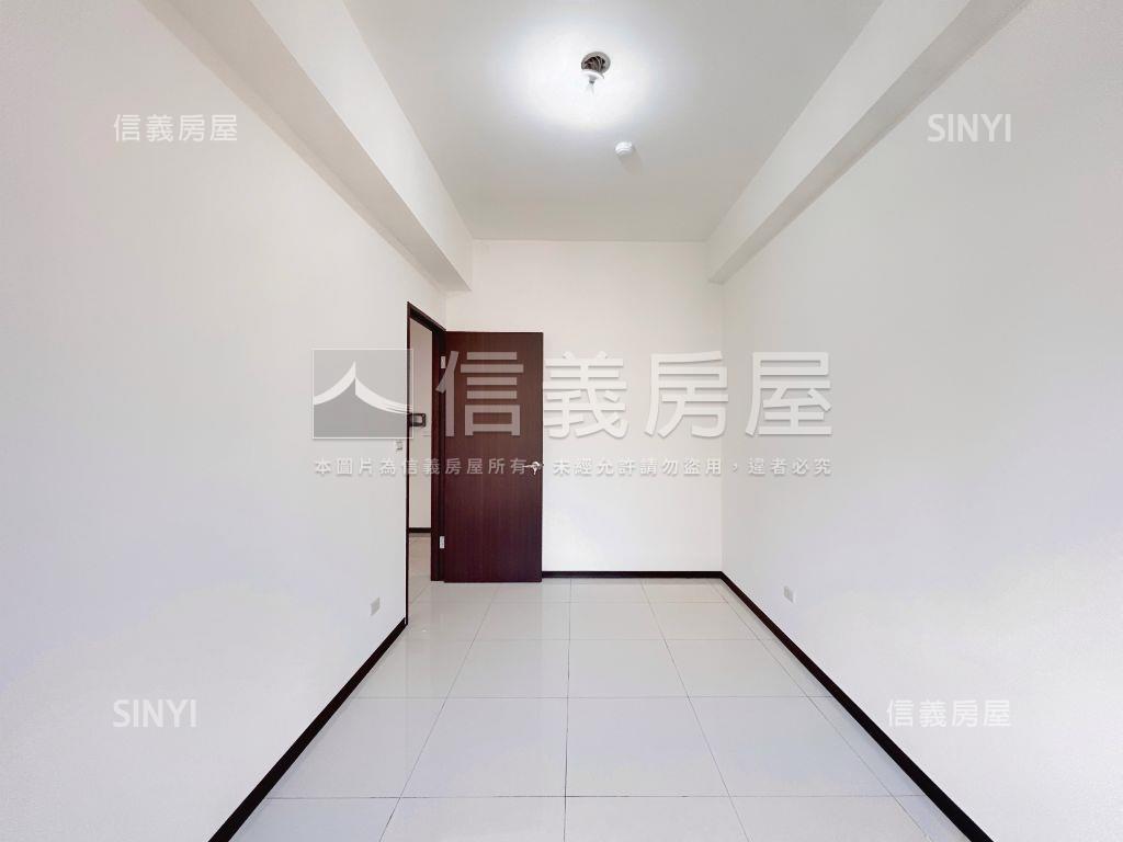 百洲賞全新兩房車位房屋室內格局與周邊環境