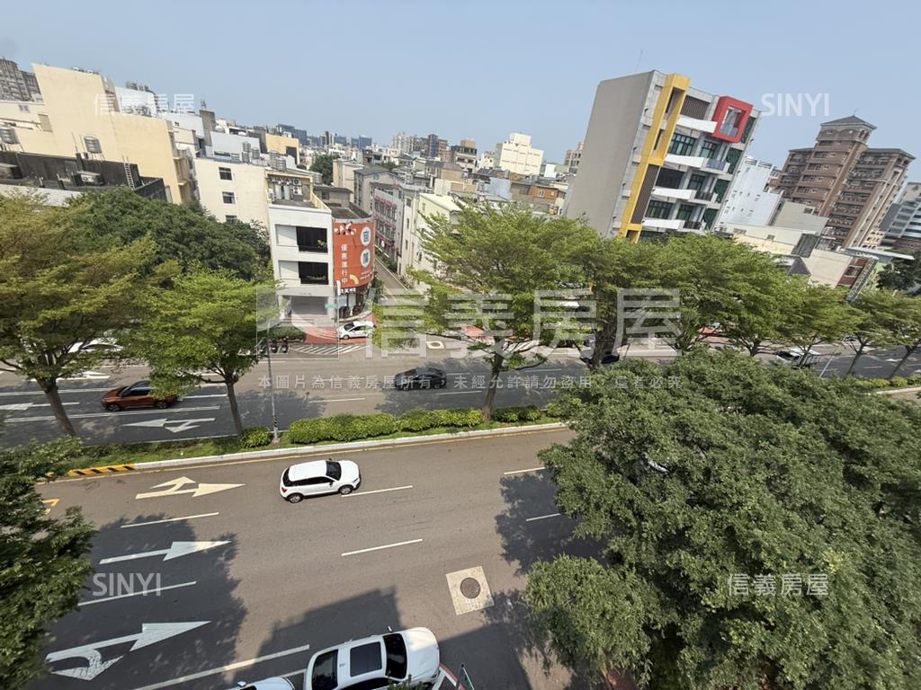 光明六路電梯角間透店房屋室內格局與周邊環境