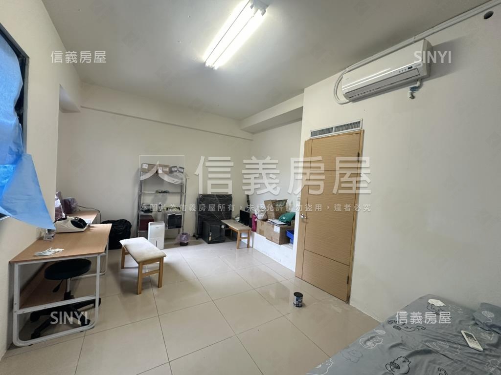 臻藏－回建築金牌住店房屋室內格局與周邊環境