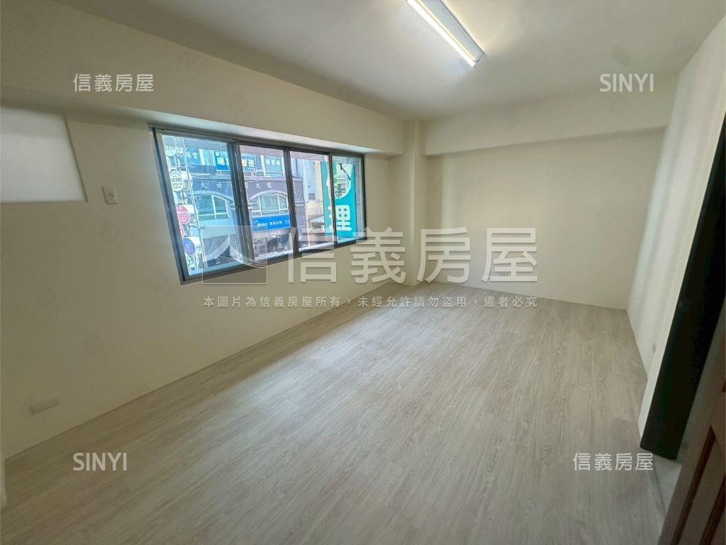 近捷運店面工作室屋況佳房屋室內格局與周邊環境