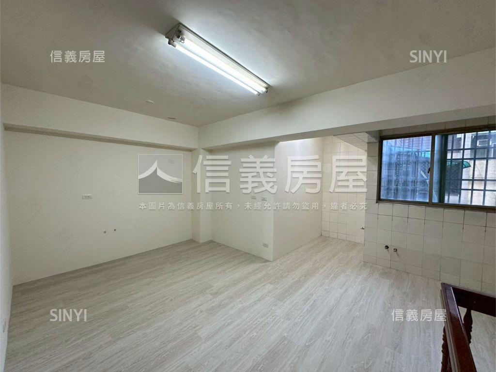 近捷運店面工作室屋況佳房屋室內格局與周邊環境