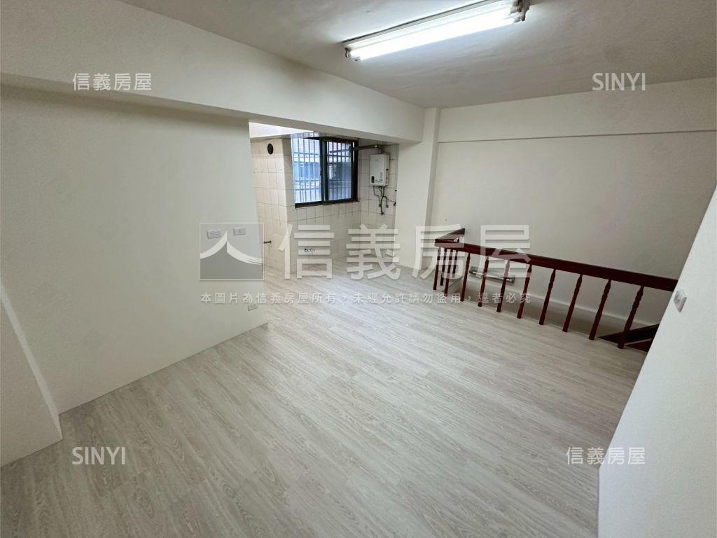 近捷運店面工作室屋況佳房屋室內格局與周邊環境