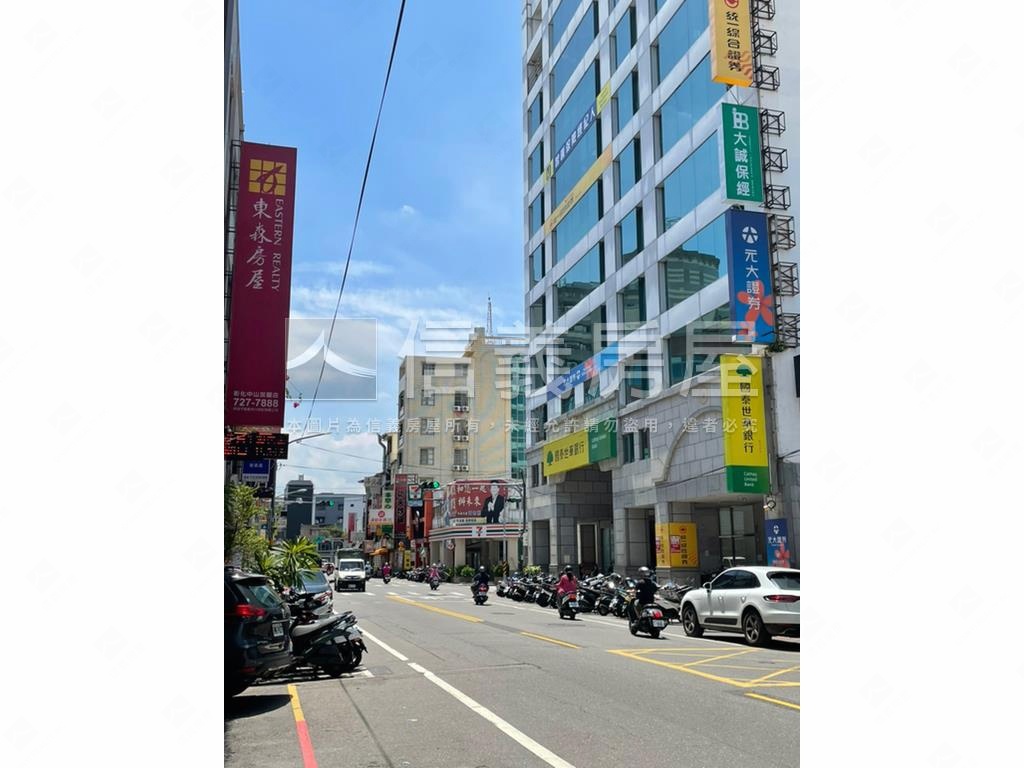 華山路黃金店面稀有釋出房屋室內格局與周邊環境