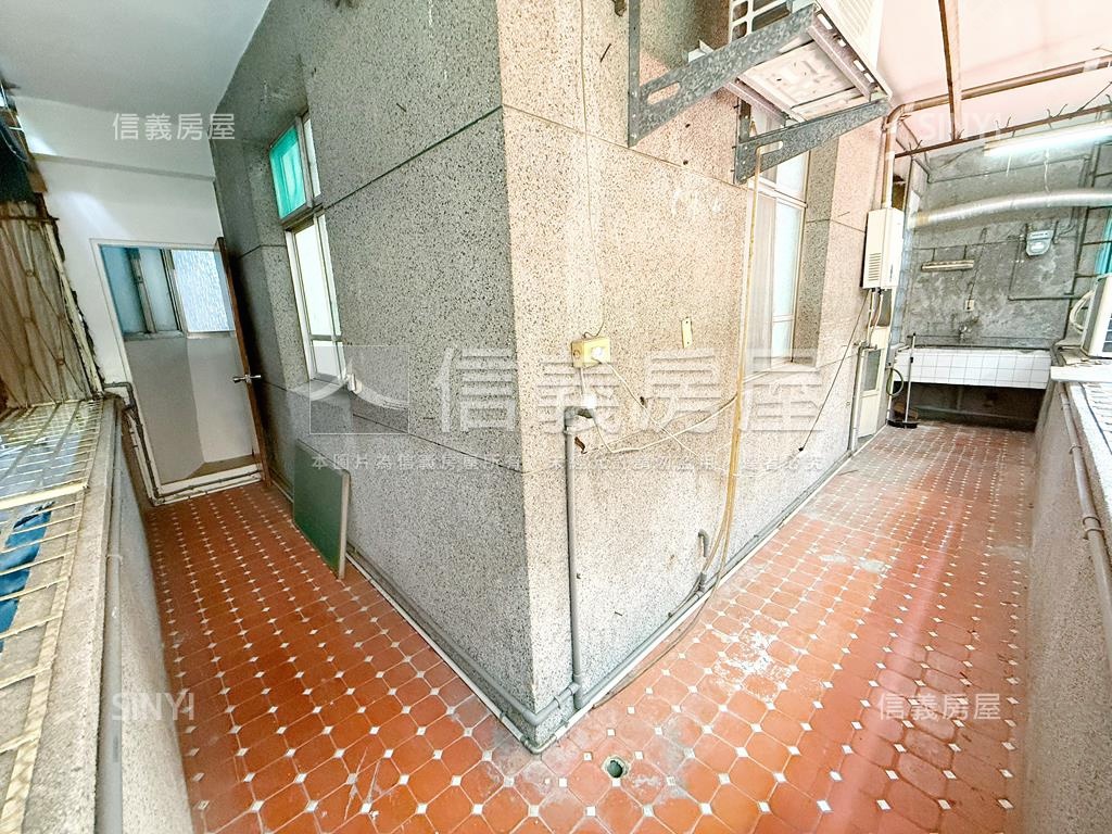 保健路黃金２樓房屋室內格局與周邊環境