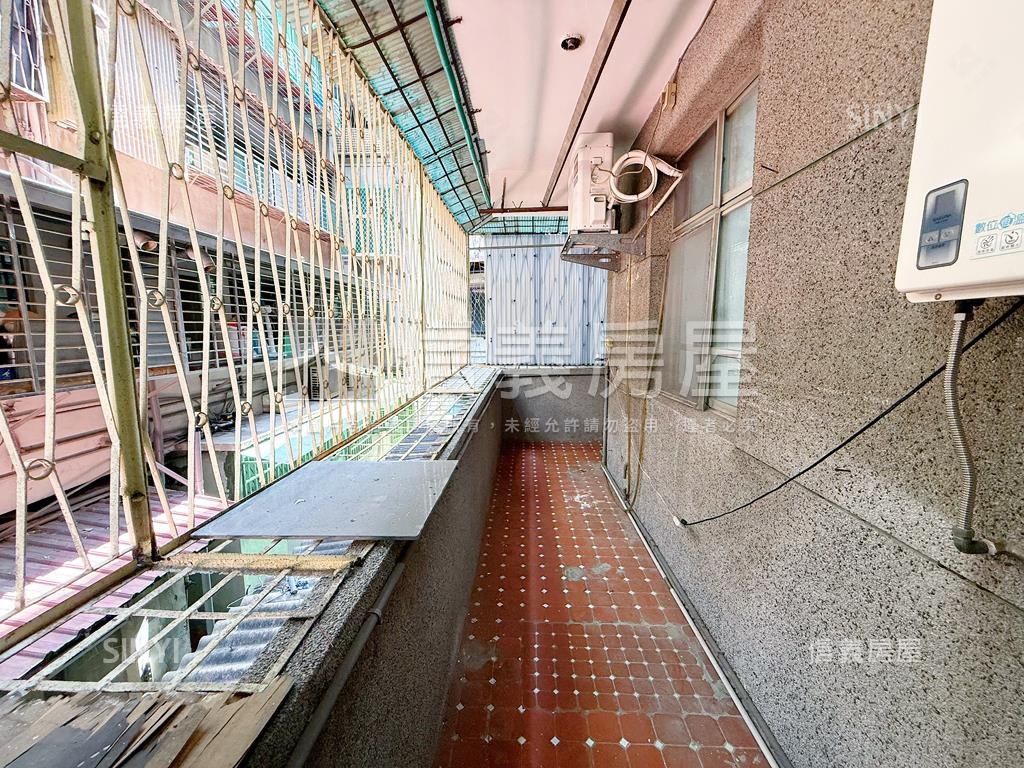 保健路黃金２樓房屋室內格局與周邊環境