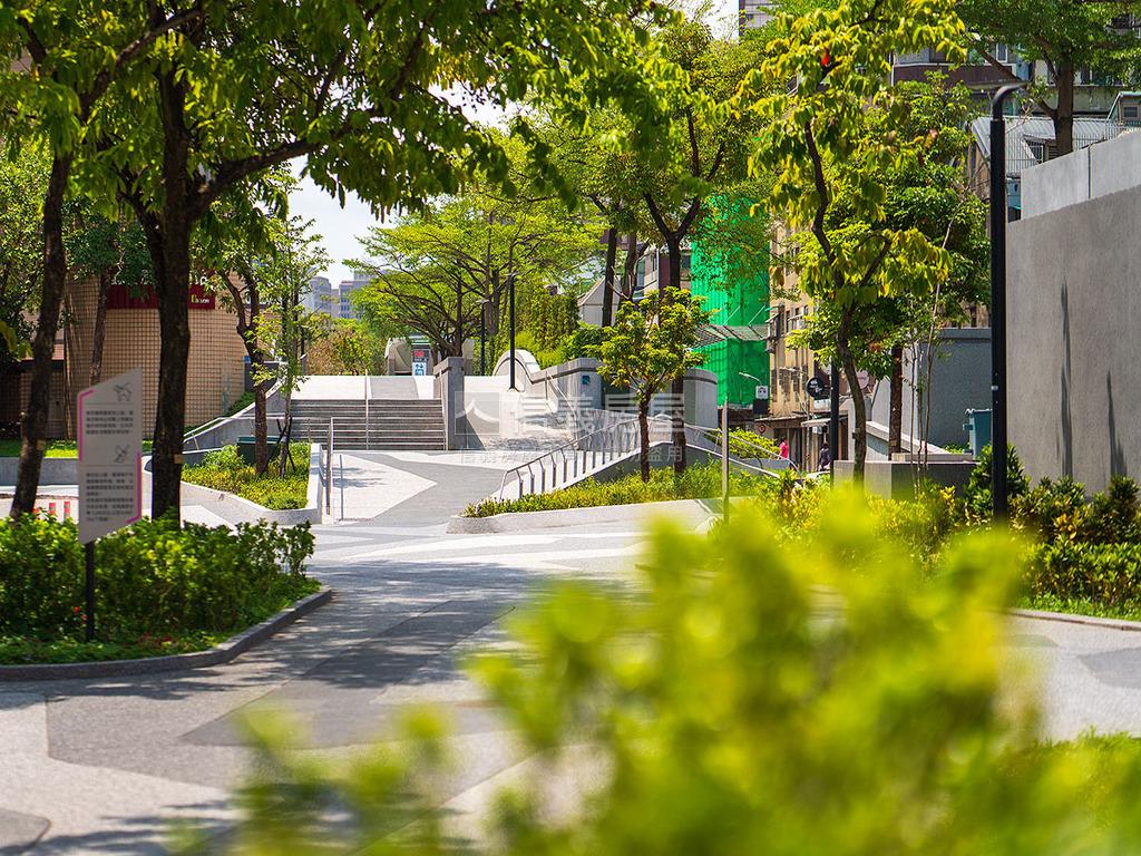 陞家松Ｂ戶拾樓房屋室內格局與周邊環境