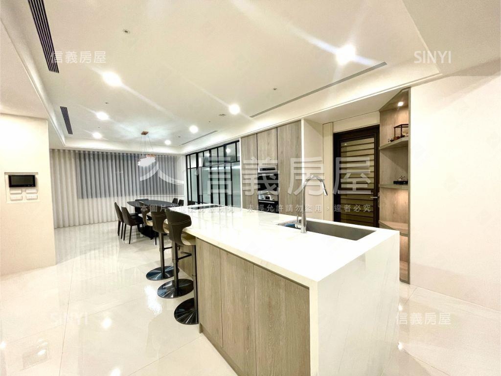 國美晴空精緻美裝潢視野戶房屋室內格局與周邊環境