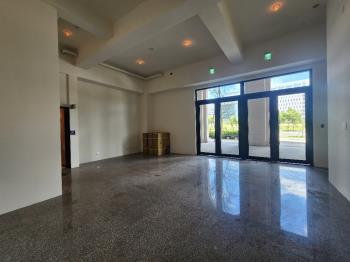 維特魯威電梯金店面