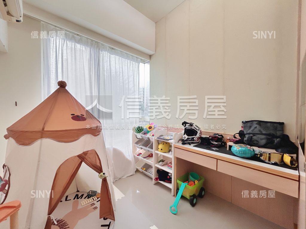 專任富麗達美屋三房房屋室內格局與周邊環境