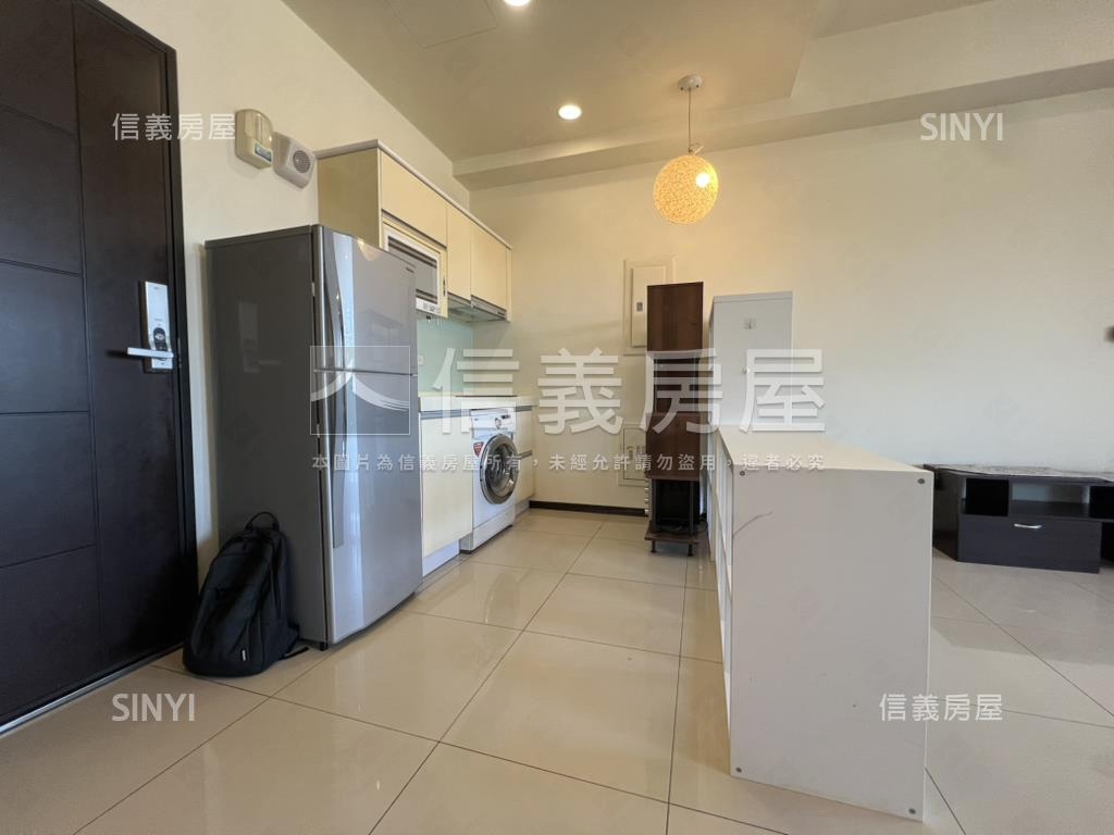 捷運邊間南方之星房屋室內格局與周邊環境