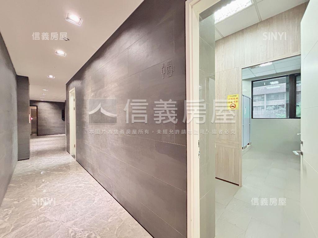 冠德泰極辦公美容美甲美髮房屋室內格局與周邊環境