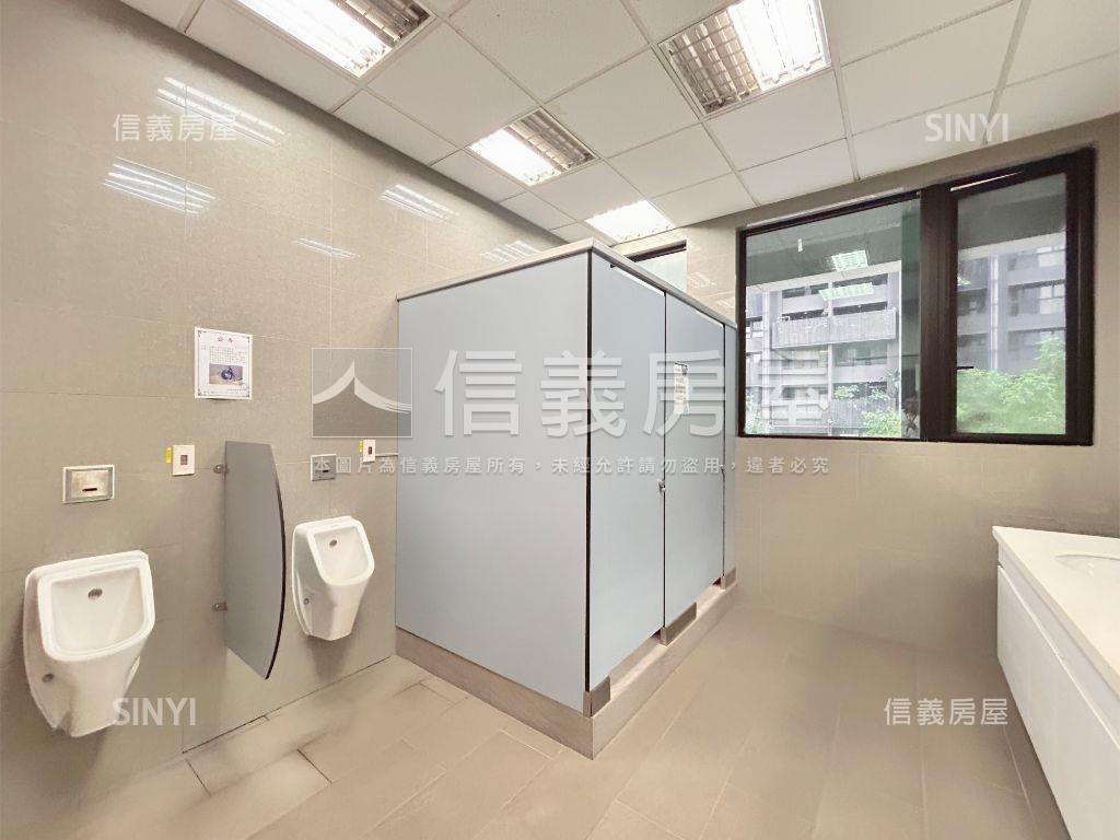 冠德泰極辦公美容美甲美髮房屋室內格局與周邊環境