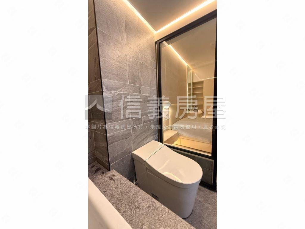 信義ＣＡＳＡ景觀美裝潢房屋室內格局與周邊環境