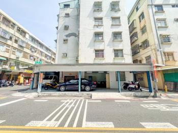 中都角窗醒目大面寬金店