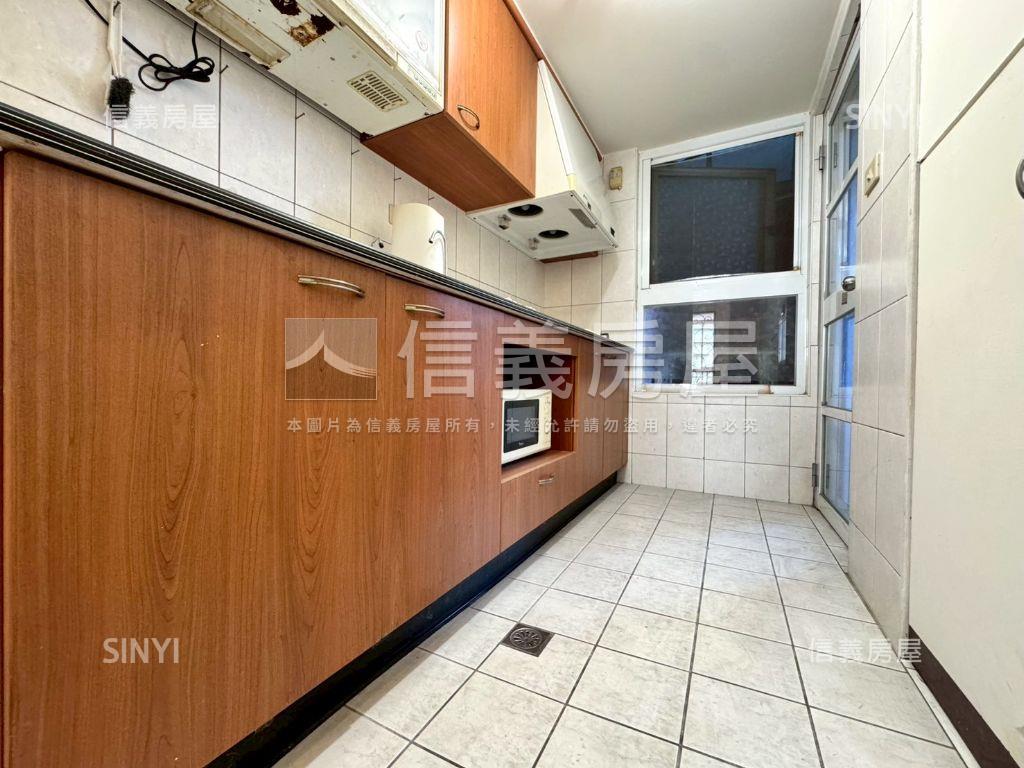 捷運宅☆近學區市場公園房屋室內格局與周邊環境