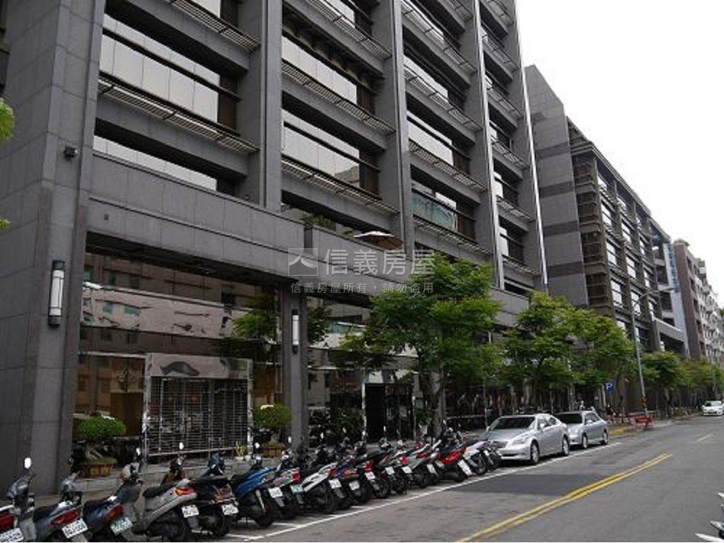 內科陽光店面房屋室內格局與周邊環境