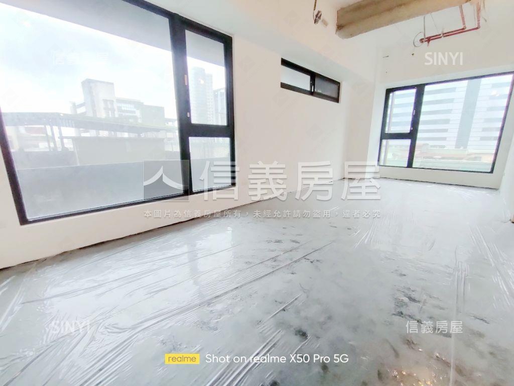 馥華雲鼎Ａ１戶毛胚房屋室內格局與周邊環境