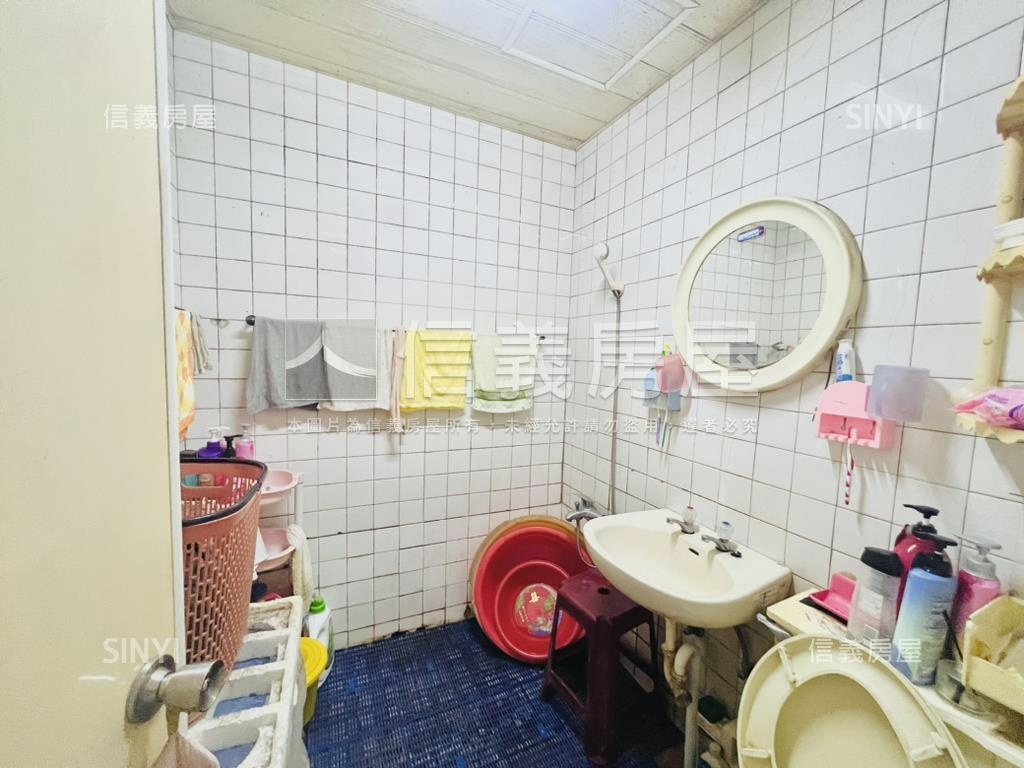 瓊泰安心成家低總三樓房屋室內格局與周邊環境