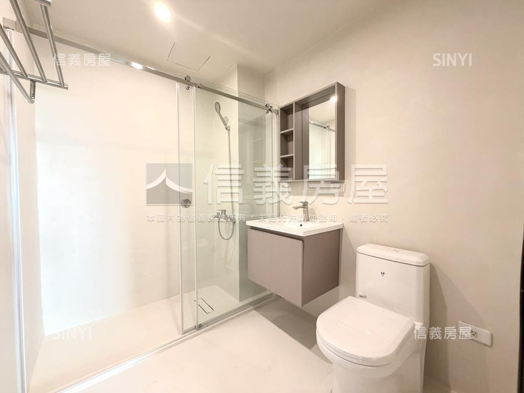 善化市區三房新美妝有車位房屋室內格局與周邊環境